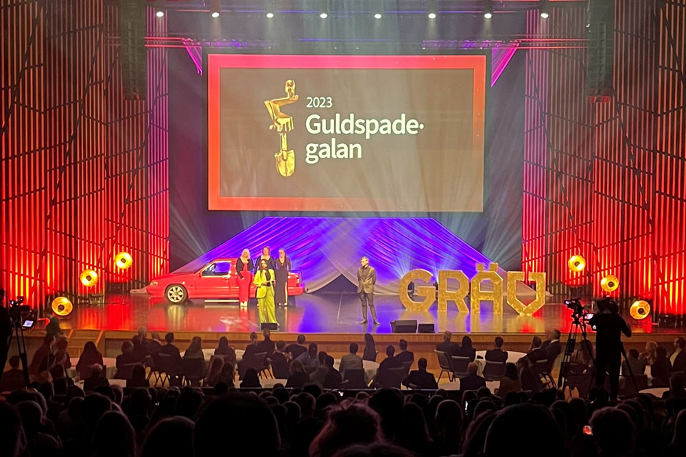 En bild på scenen vid guldspadegalan