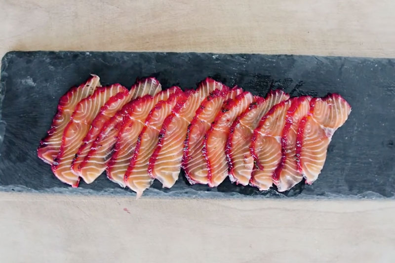 Rödbetsgravad lax